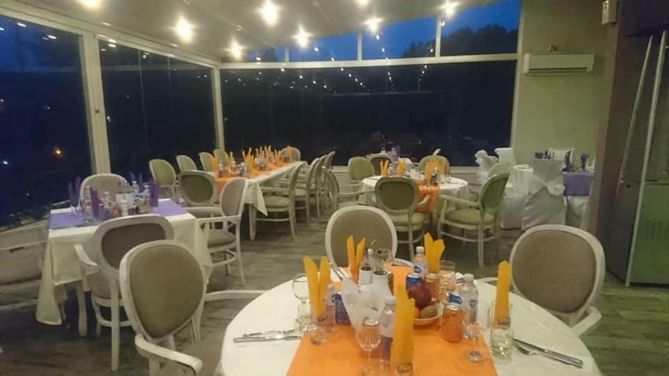סנדנסקי Panorama Hotel מראה חיצוני תמונה