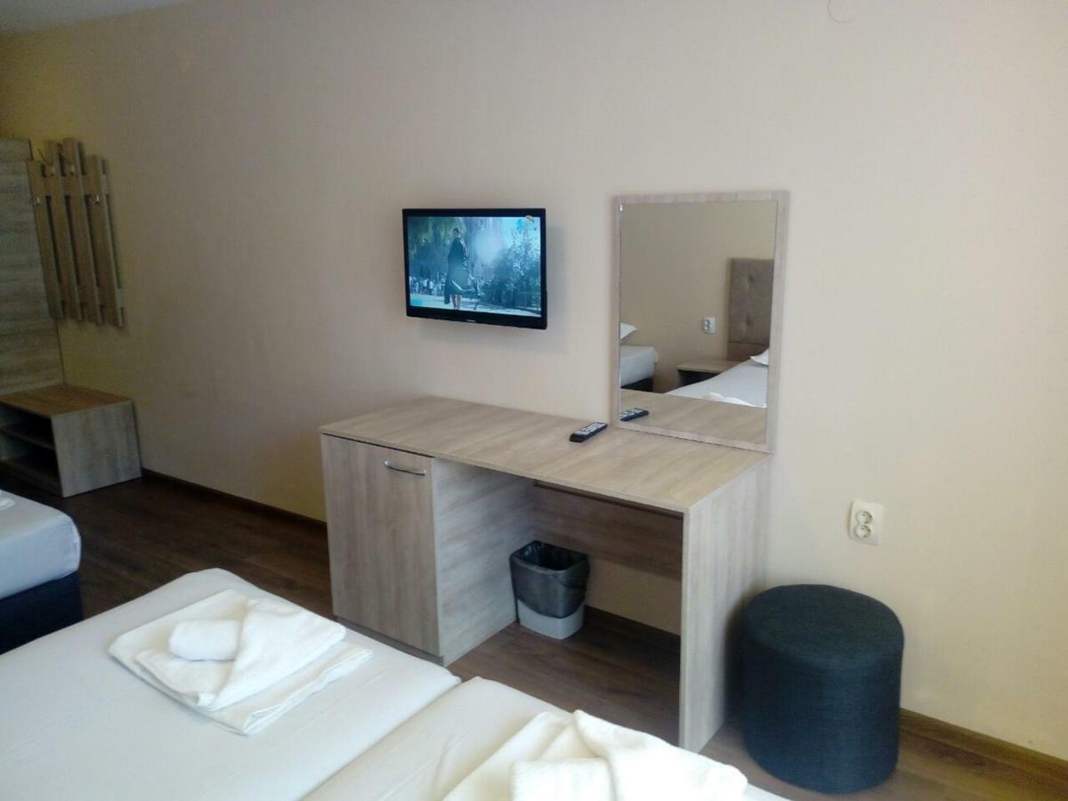 סנדנסקי Panorama Hotel מראה חיצוני תמונה