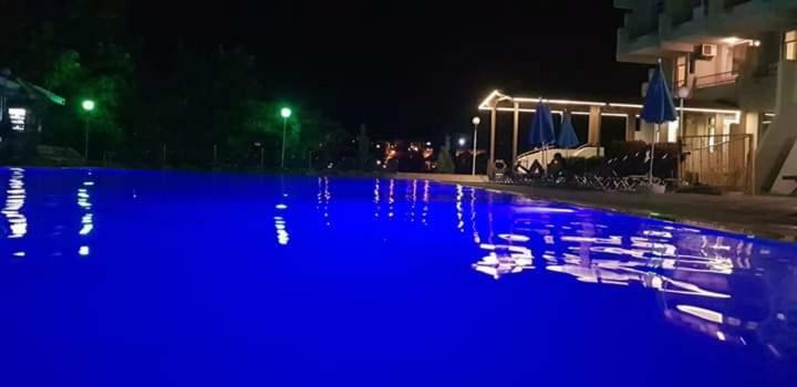 סנדנסקי Panorama Hotel מראה חיצוני תמונה